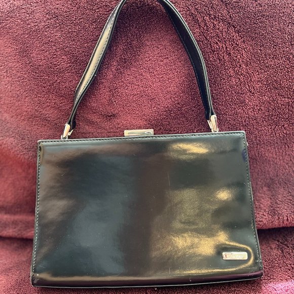 Nine West Handbags - Black Nine West Purse